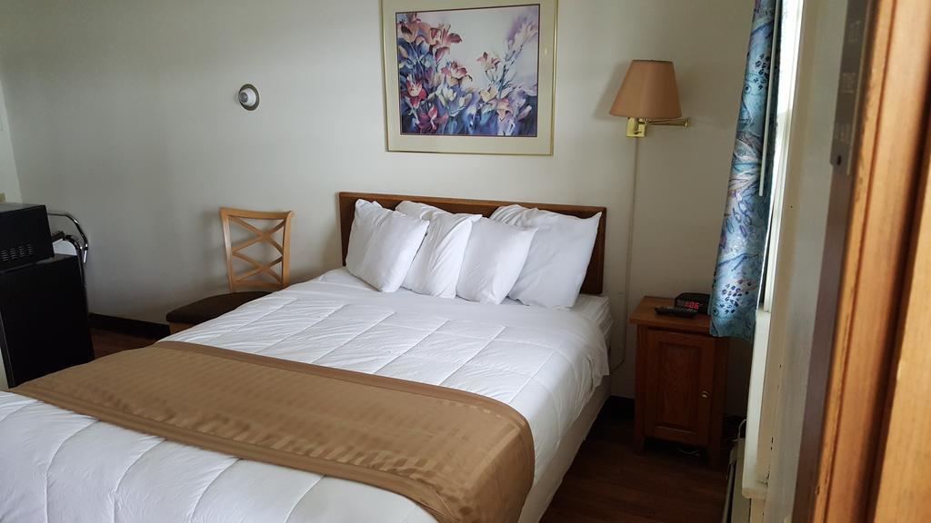 Budget Host Inn Детройт-Лейкс Екстер'єр фото