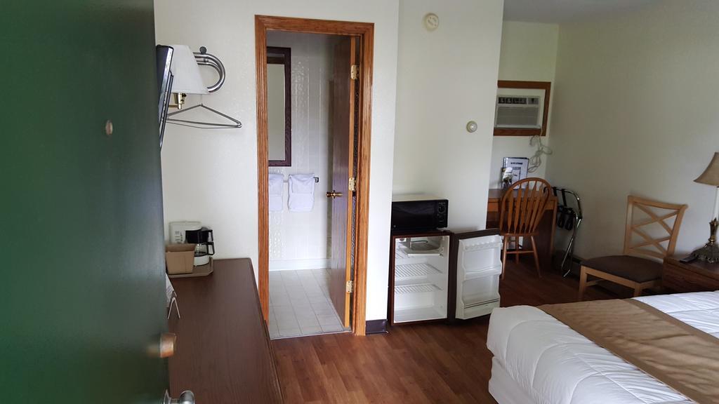 Budget Host Inn Детройт-Лейкс Екстер'єр фото